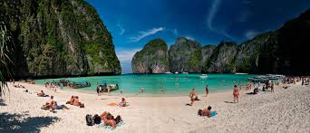 Hasil gambar untuk tomini bay