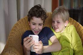 The app works by recording the voice and analyze the speech to identify where you need to work. Speech Blubs Is The Amazing Speech Therapy App That S Helping Kids