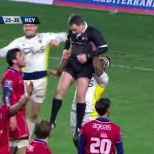 I am not a professional rugby player, but i know a fair bit about them from following a club closely over the years. This Rugby Player Got A Red Card For Using The Ref As A Celebration Prop Sbnation Com