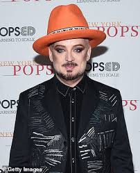 Boy george hat keine angst rückfällig zu werden … peaches geldof: Der Voice Coach Boy George Bestatigt Dass Er Den Song Mit Einem Teenager Fan Neu Aufnehmen Wird Nach Welt