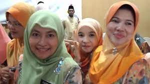 Aplikasi schoolapp untuk kegunaan warga gurusu, ibu bapa dan mürid. Hari Guru 2012 Sk Putrajaya Presint 16 2 Youtube