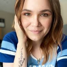 Alyssa Noble's Instagram, Twitter & Facebook