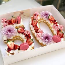Happy Birthday Gargeran Biscuit Vanilla Pink Cream Strawberry Flower Macarons Cake Birt 50th Birthday Cake Strawberry Birthday Cake Macaron Cake