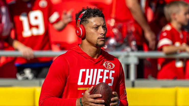 Inside Chiefs quarterback Patrick Mahomes' rehab journey | Kansas City Star