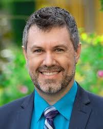 Ryan Plumb's Instagram, Twitter & Facebook