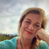 20+ "Lisa Fix" profiles