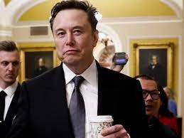 Elon Musk se convierte en la primera persona con más de 400.000 millones de  dólares de riqueza | Economía | EL PAÍS