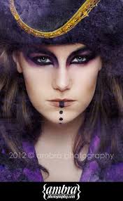 Girl Pirate Makeup Saubhaya Makeup Makeupbrushes Summermakeup Bridalmakeup Makeuptips Makeuplight In 2020 Halloween Makeup Piratin Schminke Pirat Schminken