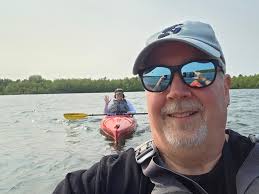 Bald Eagles around the lake have to be some of my favorite animals to watch!