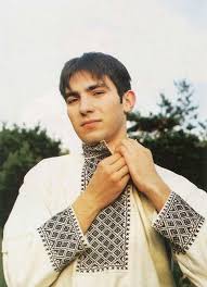 Крестьяне носили полотняные белые рубахи. Pin Na Doske Vyshyvanka Embroidered Shirt Great Russia Russia And Little Russia Ukraine Belarus