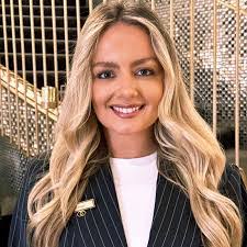 Abigail Leaman's Instagram, Twitter & Facebook