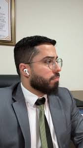 Hoje tive a oportunidade de exercer uma das prerrogativas mais marcantes da  advocacia: sustentar oralmente, em sessão de julgamento no TJMT, as razões  recursais de uma Apelação., Fui surpreendido com ...