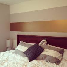 Wandgestaltung Mit Farben Ideen In Gold Und Goldnuancen Wandfarbe Schlafzimmer Wandgestaltung Wohnzimmer Farbe Wandgestaltung Farbe