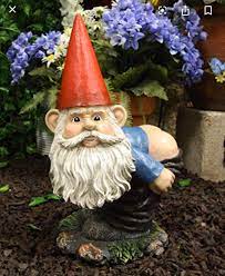 Pin By Anailil2 On Gnomes Garden Gnomes Statue Funny Garden Gnomes Gnome Statues