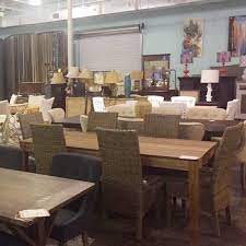 Today cantoni is the primary source for atlanta modern and contemporary furniture and even when our customers aren't necessarily shopping for some particular piece of furniture, they come in for cantoni atlanta is located in west midtown at 1080 brady ave nw, atlanta, ga 30318. Dining Table Atlanta Dining Room Sets Ga Live Edge Dining Table 30318 Horizon Home Furniture