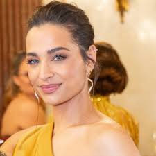 Nicolle figueroa filtrados i spotted Alana was around and