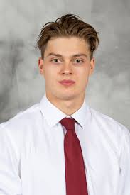 Silent night in East Lansing as Gophers road slate opens strong