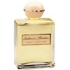 Tiempe passate, her third fragrance. Antonia S Flowers Duftbeschreibung Und Bewertung