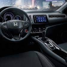 Find your perfect car with edmunds expert reviews, car comparisons, and pricing tools. Honda Hr V Design Fahrzeuginnenraum Honda At