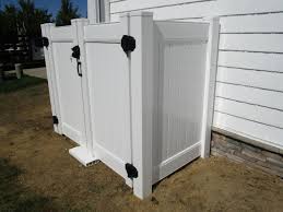 Diy garbage can enclosure fencing project. Vinyl Forrest Fencing
