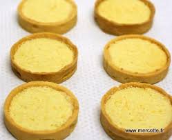 Creme Anglaise Creme Patissiere Creme D Amandes Creme Bavaroise Creme Mousseline La Cuisine De Mercotte Macarons Verrines Et Chocolat
