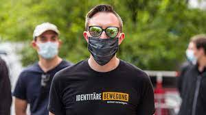 Die identitäre bewegung fällt seit einigen jahren durch aktionen und positionen auf, die islam die identitäre bewegung trete für eine rückkehr zum prinzip der europäischen nationalstaaten ein. Identitare Bewegung In Bayern Entzauberung Der Rechten Hipster Br24