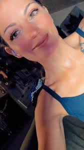 Beth Tincher's Instagram, Twitter & Facebook