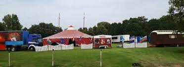 Erhalten im circus berolina und anderen mitgliedsunternehmen freien eintritt. Kindercircus Barlay Aus Demmin Home Facebook