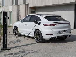 2020 Porsche Cayenne Turbo S E Hybrid And Cayenne Turbo S E Hybrid Coupe Porsche Cayenne Cayenne Turbo Turbo S