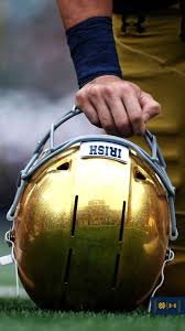 The great collection of notre dame backgrounds wallpaper for desktop, laptop and mobiles. Notre Dame Football On Twitter Wallpaperwednesday Irish Style Screenshot And Show Us Your New Backgrounds We Have Iphone X Options Available Too Goirish Beatdeacs Https T Co Kycorn5raw