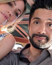 Who already wants the season 7/8 of Virgin River, react to this photo 👇