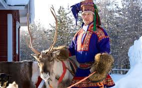 Finnish lapland is the land of myths, legends and dreams. Reisefuhrer Lappland Tourismus Lappland Ferien Discovering Finland
