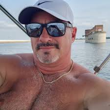 Tennessee was outpitched, outhit and outplayed by Arkansas in Game 1 of  their NCAA Super Regional, putting the Vols close to elimination. See link  below ⬇️ bit.ly/3HxKXMv