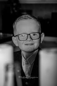 Gorgeous day for Hollie Lilley and Dean Lilley wedding, the day weather was  amazing for them. They were married at the Little Haven Hotel in South  Shields, before we went the