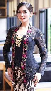 Sudah punya batik untuk merayakan hari kartini? 61 Ide Gadis Kemban Jarik Batik Di 2021 Gadis Wanita Kemben