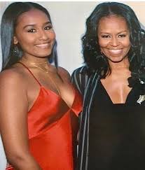 Sasha Obama S Birthday Party Happy 16th Birthday 10 June 2016 44th President Barack Obama Mic Michelle Obama Fashion Sasha Obama Obama Daughter
