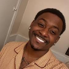 Nick Peluso's Instagram, Twitter & Facebook