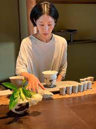 3. 岡山の山中で自然に向き合う。若手陶芸家・河合和美の感性 - Premium Japan