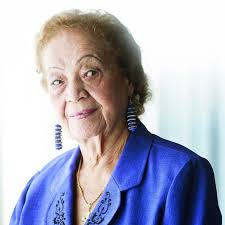 Se nos ha ido una de las grandes! Luz Celenia Tirado “La Dama de la Trova”,  ¡gracias por tanto! Tanta música, tantos versos, tanta cultura… Que tu  música y tu compromiso con