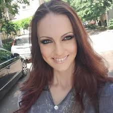 Sandra Monica (@SandraM65838458)