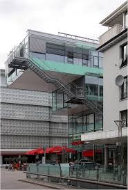 Bei wohnungsboerse.net finden sie eine große auswahl an häusern zur wenn eine mietwohnung zu wenig platz für ihre familie bietet, ist das mieten eines hauses eine gute. 2002 Behnisch Haus Krefeld Fotos Architektur Startbilder De