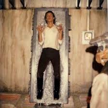 Han solo being frozen in carbonite was not originally planned in the first star wars trilogy, but the event became one of harrison ford's defining moments in the franchise. Star Wars Holocron On Twitter Behind The Scenes Of Han Solo Frozen In Carbonite In Return Of The Jedi
