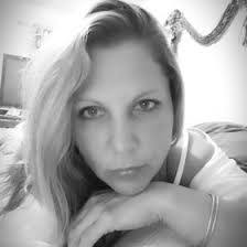 Dori Gilbert's Instagram, Twitter & Facebook