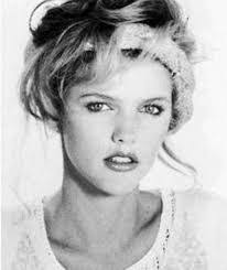 Lorie Griffin's Instagram, Twitter & Facebook