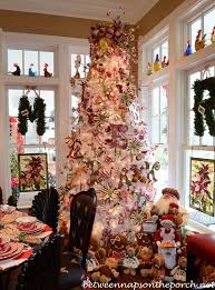 Tour A Beautiful Victorian Home Decorated For Christmas Part Iii Easy Christmas Decorations Christmas Decorations For The Home Beautiful Christmas