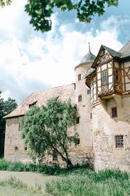 Freie Trauung Im Schlosspark Irmelshausen Location Fotos Unterfranken Bayern Burg Heiraten Im Schloss Rittergut