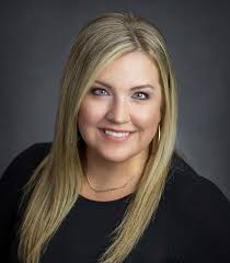 Jana English's Instagram, Twitter & Facebook