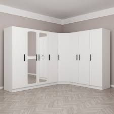 Çeşitli renk ve ölçülerdeki gardırop tasarımlarıyla yatak odanızda gereksinim duyduğunuz her şey için kendinize bol miktarda alan yaratabilirsiniz. Gardroplar Minar Kale 8 Kapakli Aynali 4c Kose Dolap Beyaz