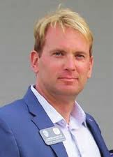 From Crisis to Creativity page 4 Building a Better Community page 14  Spotlight