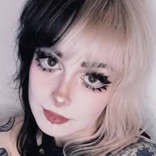 Marlin Collins (@MarlinCollins19)